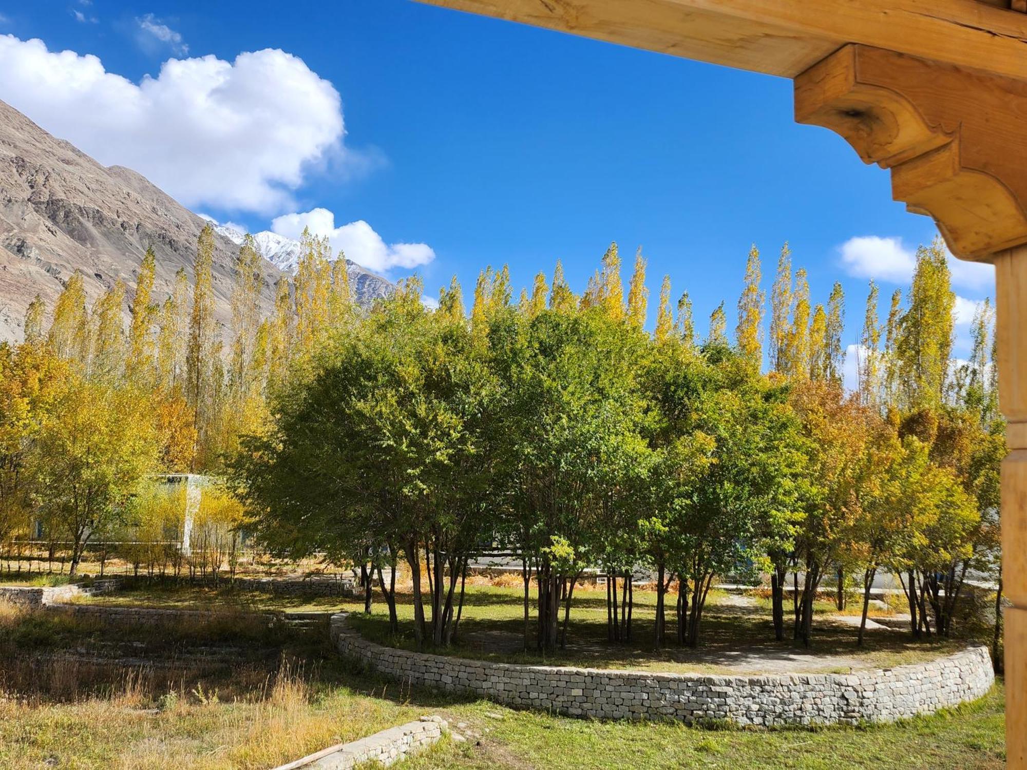 Lharimo Hotel Leh - Ladakh Eksteriør bilde