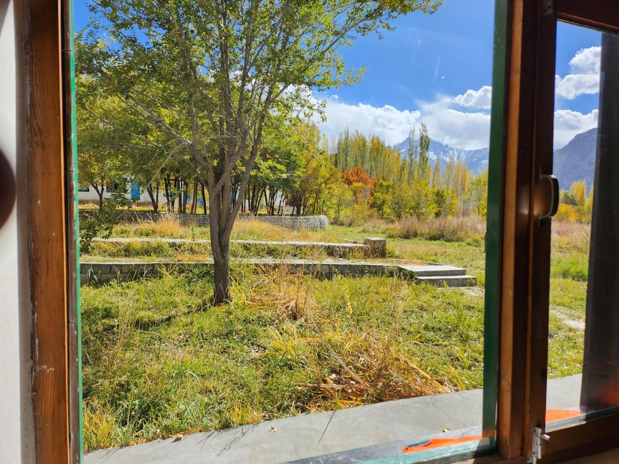 Lharimo Hotel Leh - Ladakh Eksteriør bilde